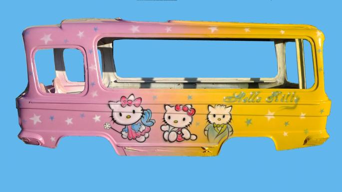   Bus Hello Kitty